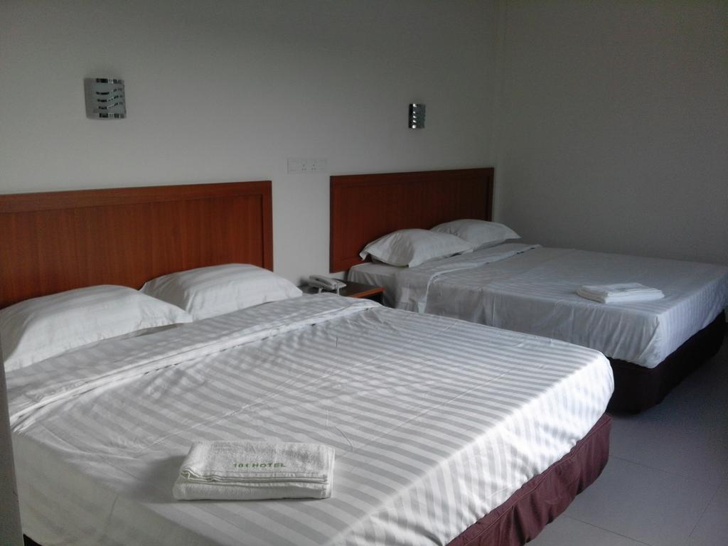 101 Hotel Miri Room photo