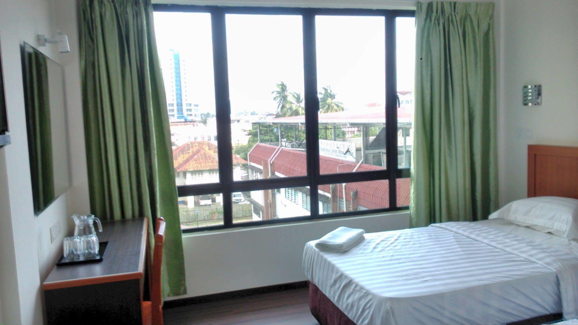 101 Hotel Miri Exterior photo